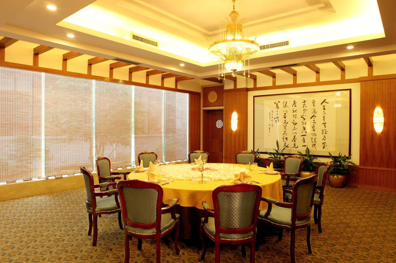 Ming Yuan Hotel Nan-ning Exteriér fotografie